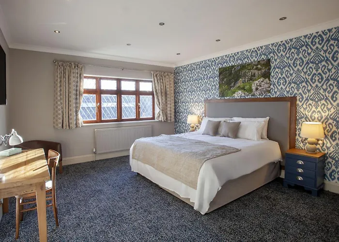 The Woodborough Inn